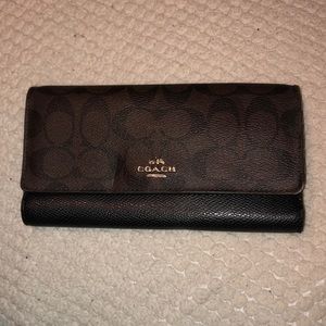 Coach wallet